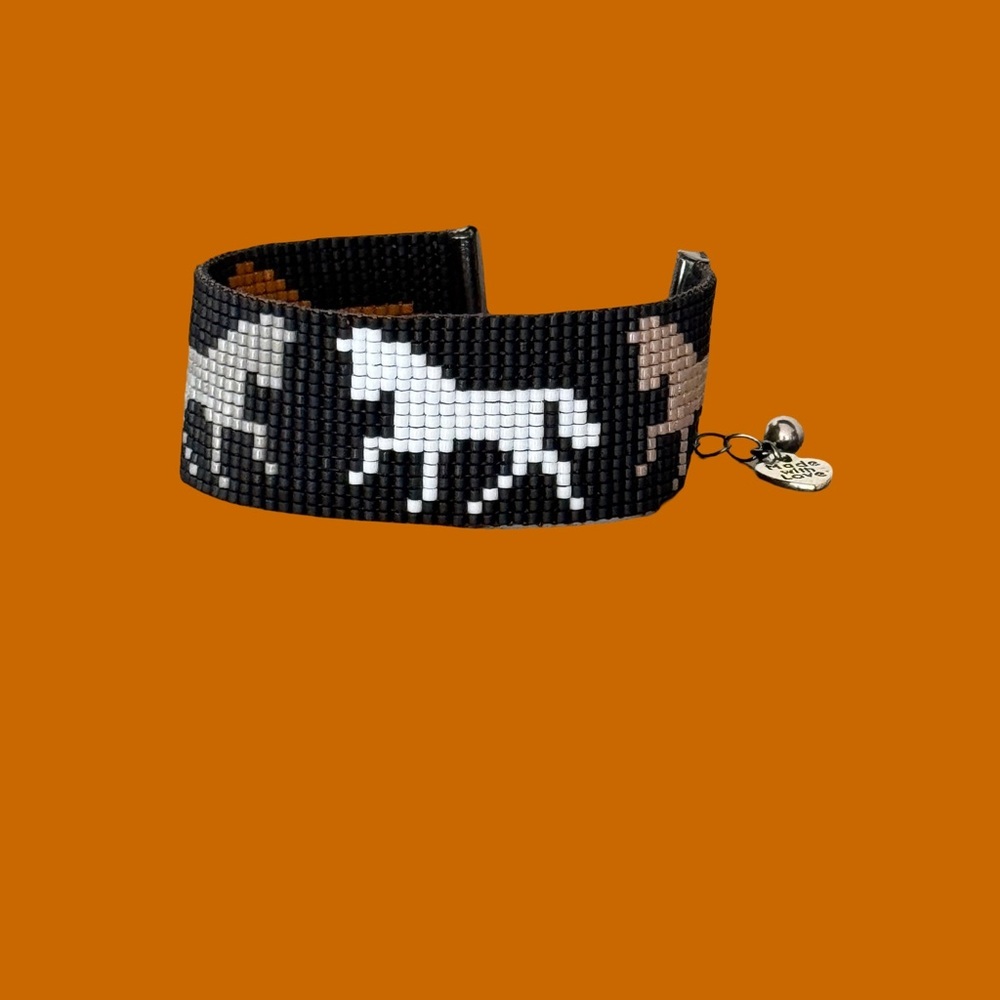 Hand Crafted Black Bracelet with Horse Design - Picture 5 of 7